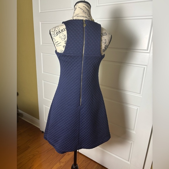 Amanda Uprichard Quilted Navy Sleeveless Mini Skater Style Dress size Small - Picture 2 of 6